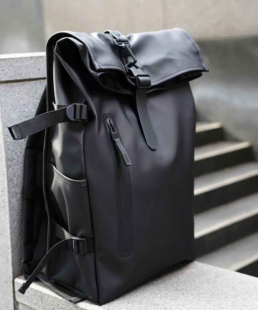 Rains Roll-Top Rucksack Large - Black