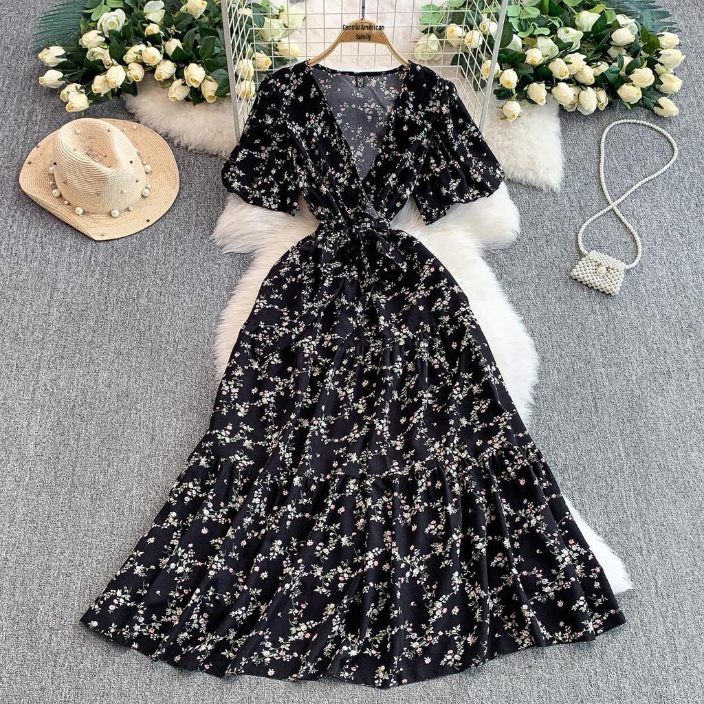 French Sexy Floral V-Neck Short Sleeve Lace-Up Waist Slim Pleated Long Dress