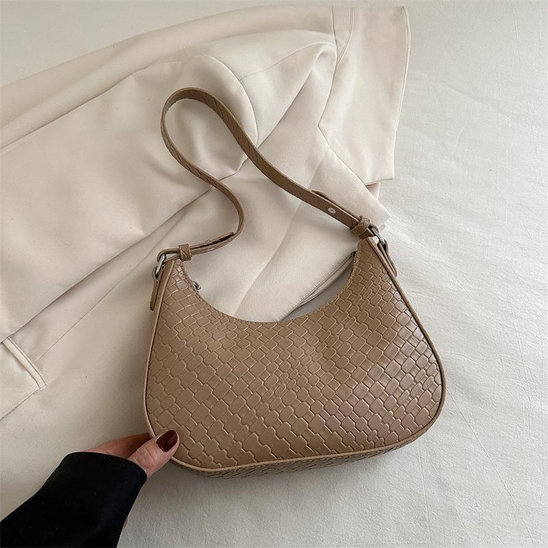 Woven underarm bag small bag tide 2025 spring shoulder messenger bag student dumpling bag minimalist women's bag