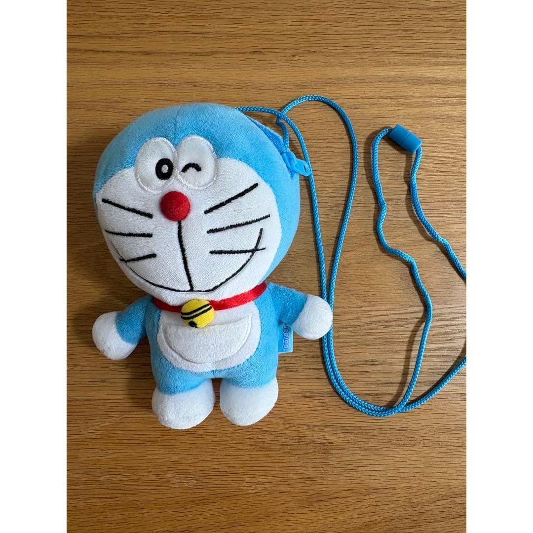 Doraemon stuffed toy with zipper shoulder pochette accessory case