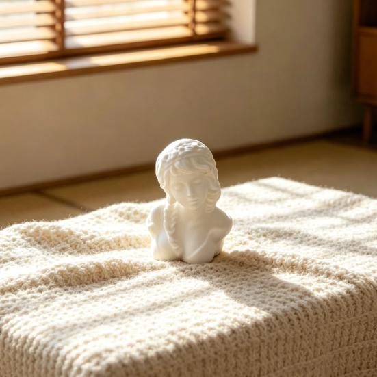 Statua Busto di Ragazza, Statuetta Testa di Ragazza Stampata in 3D con Occhi Chiusi per Casa, Soggiorno, Camera da Letto, Scaffale, Scrivania