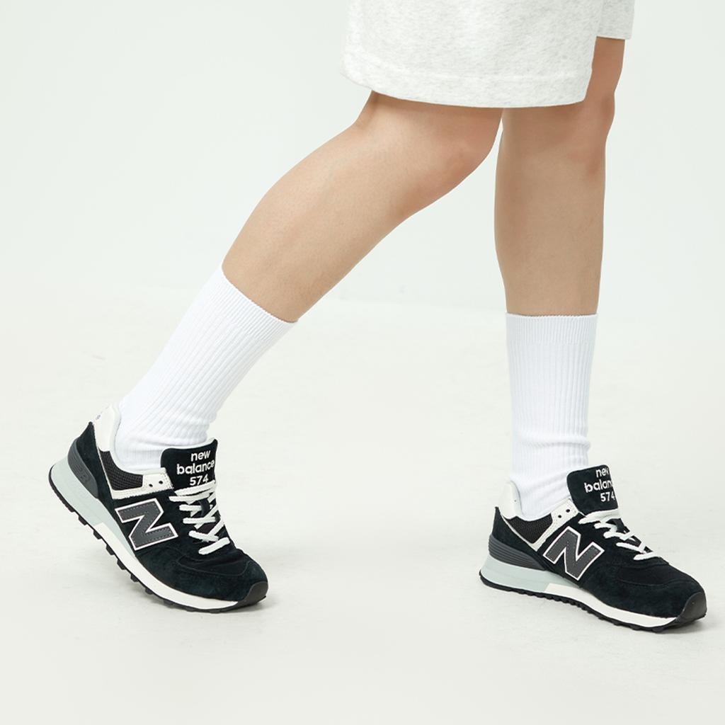 New Balance 574 Black White Unisex Sneakers U574BK2