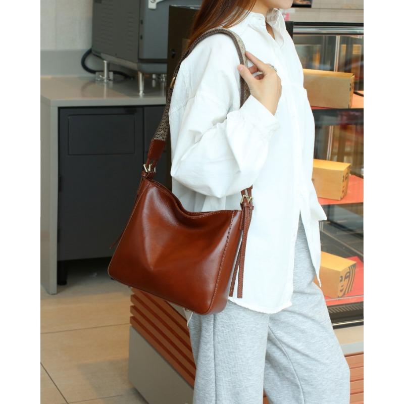 Bag Women's Crossbody Bag Genuine Leather Women's Bag Bucket Bag Premium Touch Plant-tanned Leather Vintage Commuter Bag