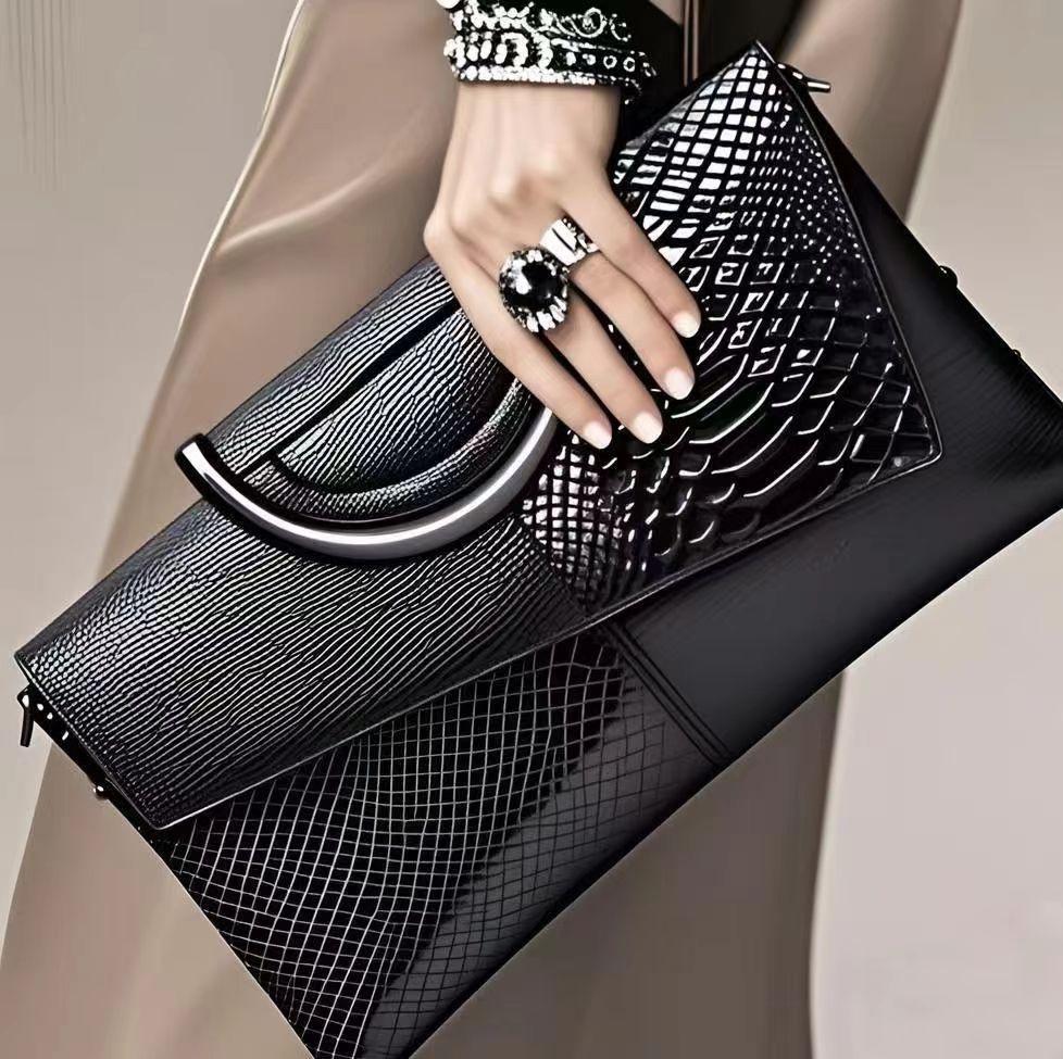 Leather Handbag, Clutch Bag, Large-capacity Banquet Handbag, Crocodile Print, Fashionable and Elegant Lady's Crossbody Bag