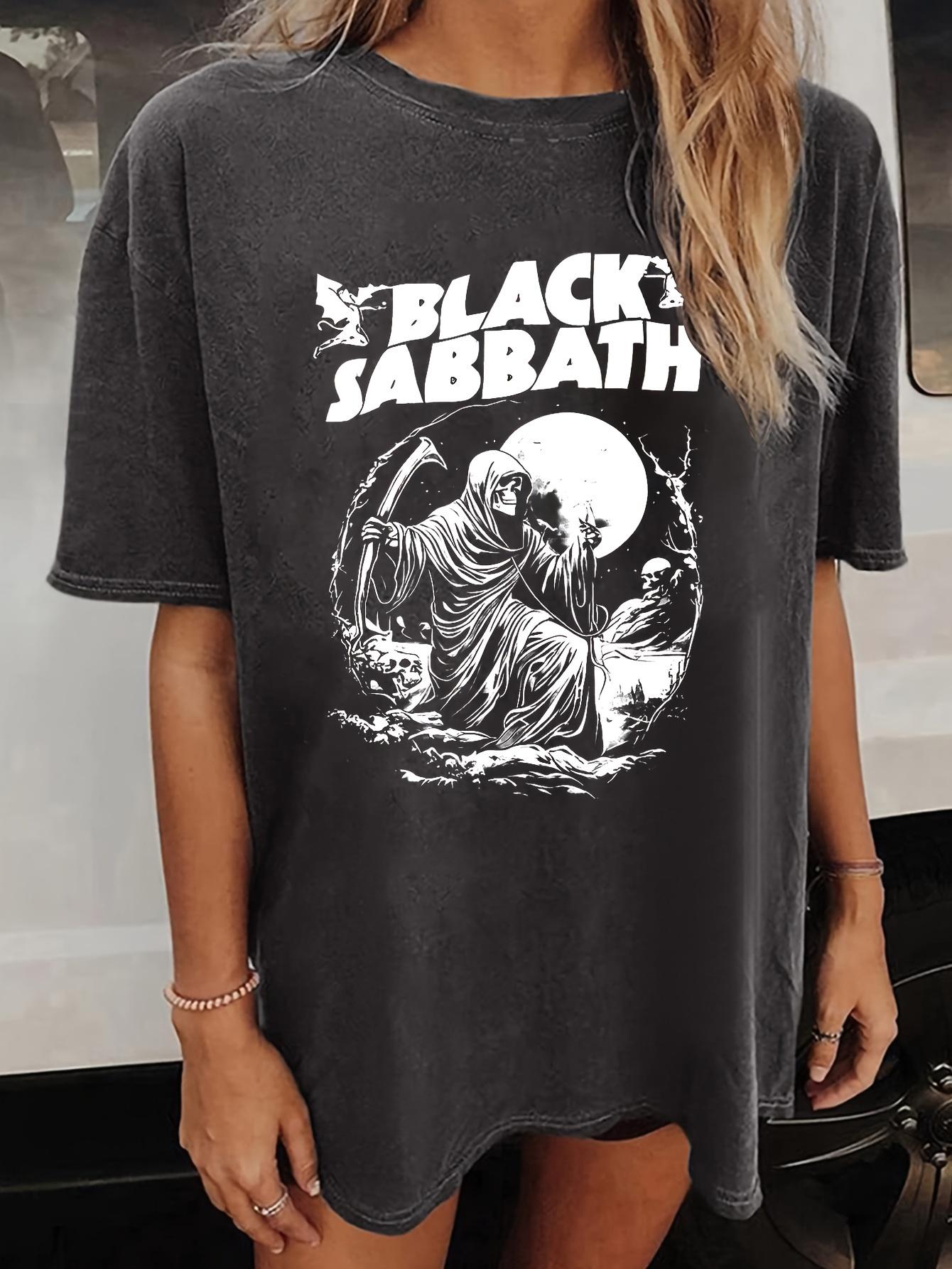 

Женская футболка с графикой Black Sabbath на Хэллоуин, 1 шт., смесь полиэстера и спандекса, круглый вырез, приспущенное плечо, короткий рукав, повседневный вязаный топ 4XL