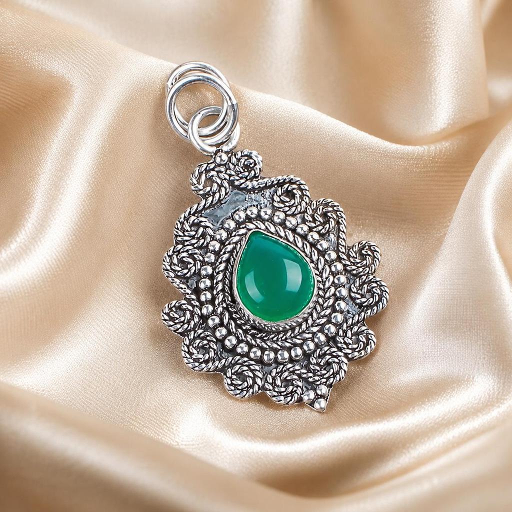 Natural Green Onyx Gemstone 925 Sterling Silver Handmade Partywear Elegant Pendant 1.55" For Love PP-25-32