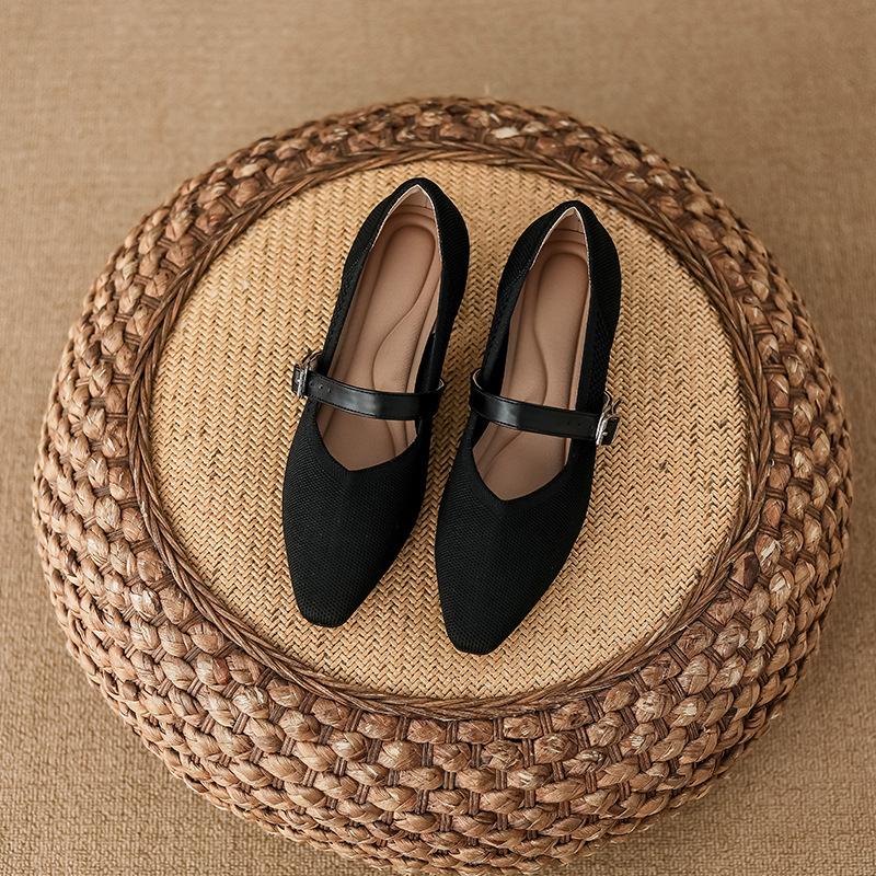 Neskladové Xiaoxiangfeng Mary Jane dámské boty čtvercová špička silný podpatek mělký výstřih prodyšné boty pletené z mušky dámský nový temperament