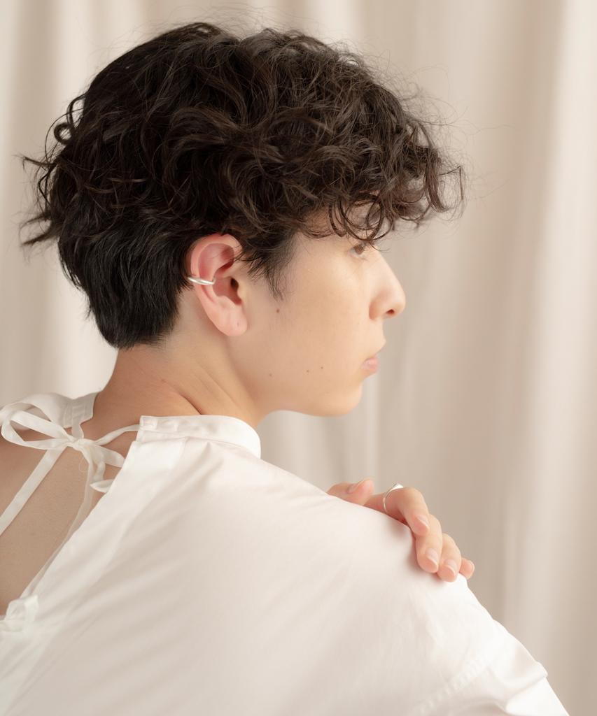 Novice Tokyo Mini Pendulum Ear Cuff / Silver