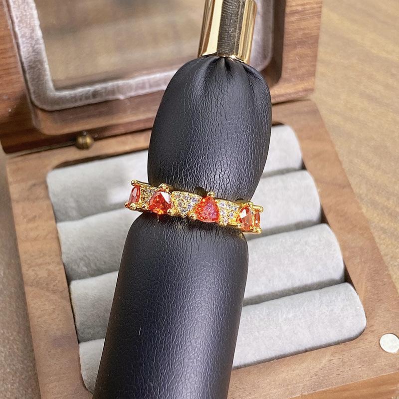 Leichter Luxus Mittelalterlicher Gebürsteter Roter Zir*****Stiftring, Hofstil Nischendesign Temperament Offener Ring