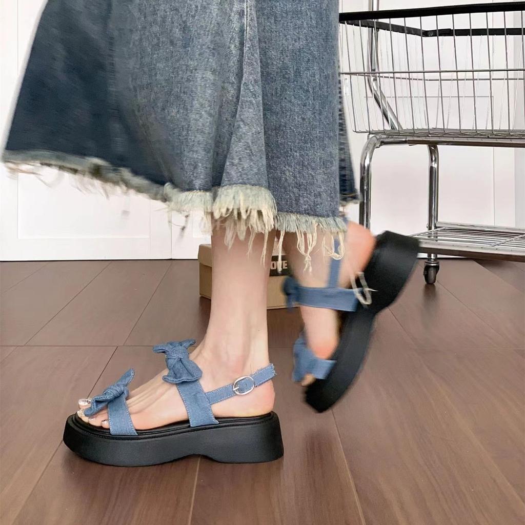 Damskor Rosett Sommar 2024 med Mellanhöga Klackar Sandaler för Kvinna Kilklack Plattform Vattentäta Skor Öppen Tå Blå Sandal Dagligen