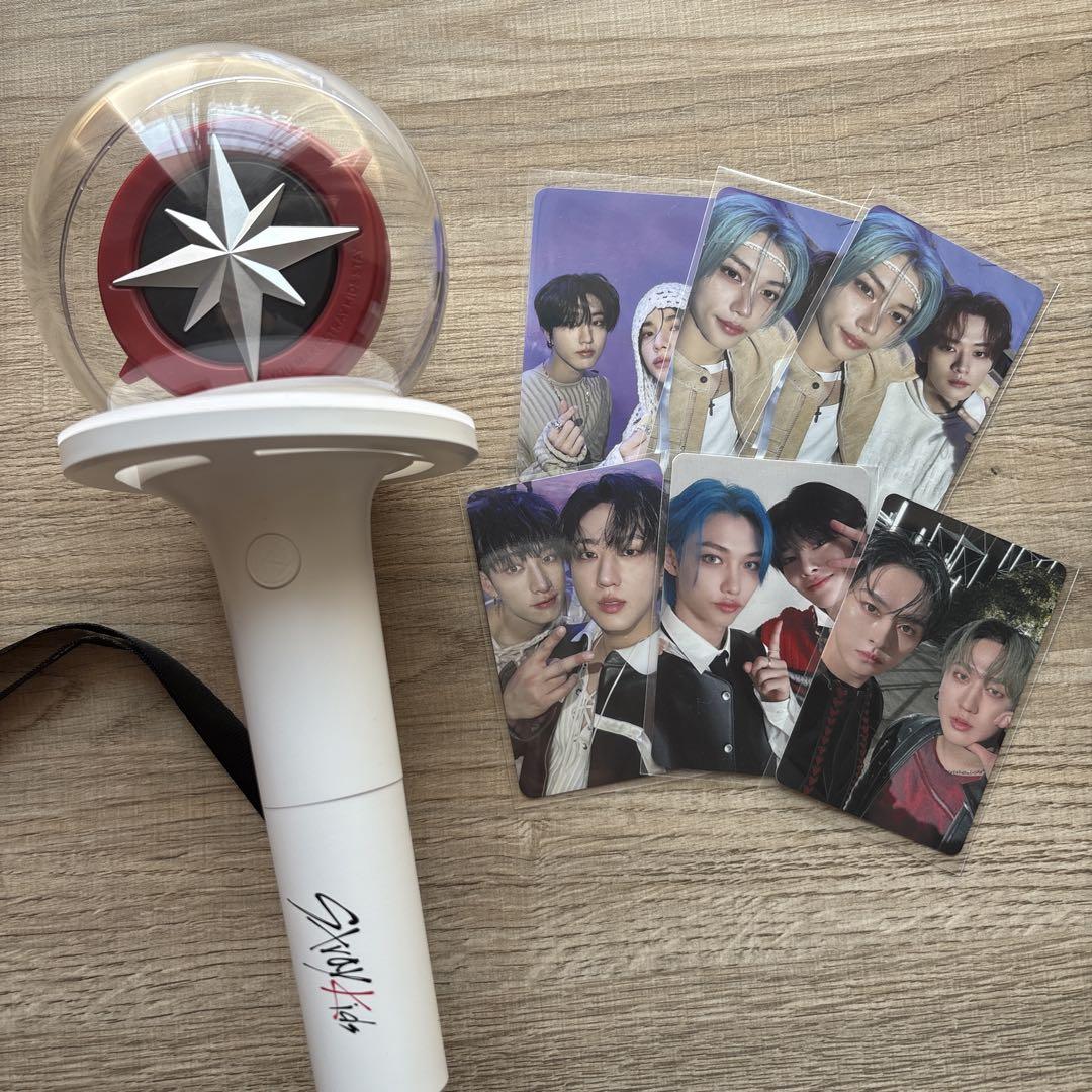

[USED] Tested and working Stray Kids penlight