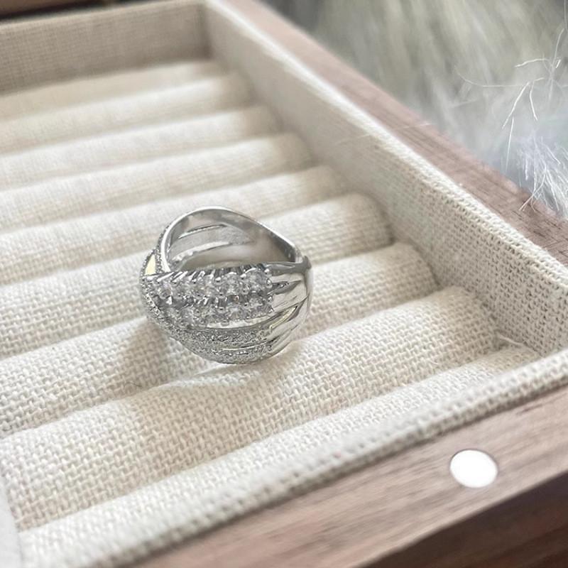 Exquisite Adjustable Open Ring For Women Featuring Unique Zirconia In Geometric Style