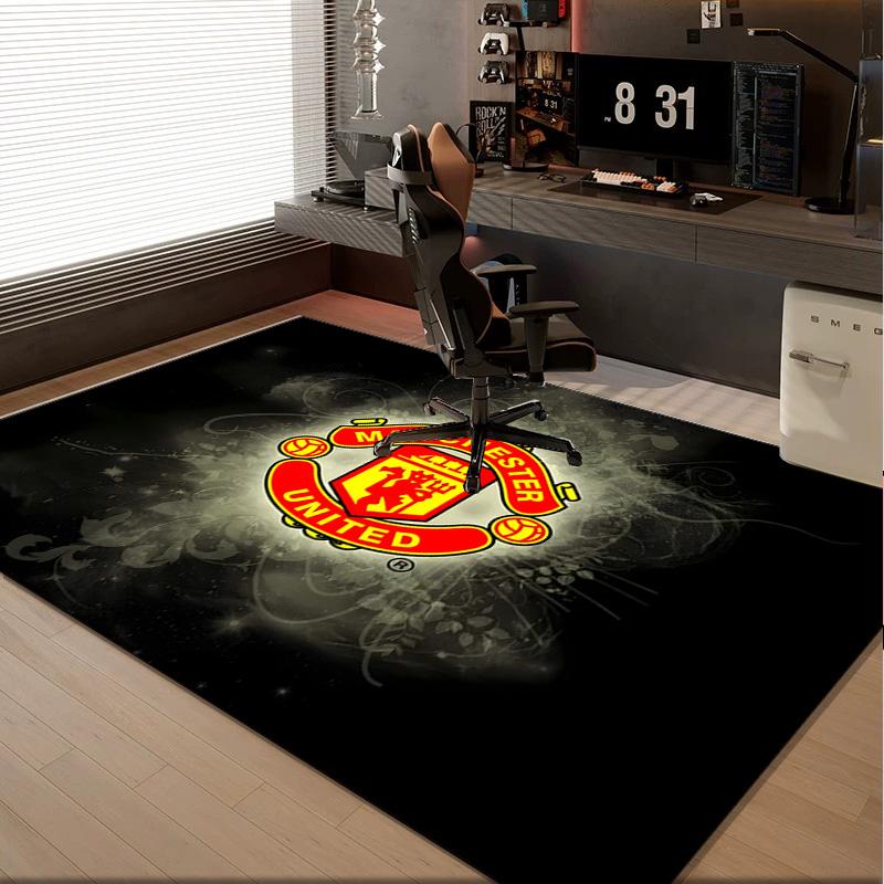 1PC rug Football Manchester Crest Carpet, Chair Rug,Area Rug for Office Bedroom living rooms bedroom, Doormat decor Christmas fan gifts