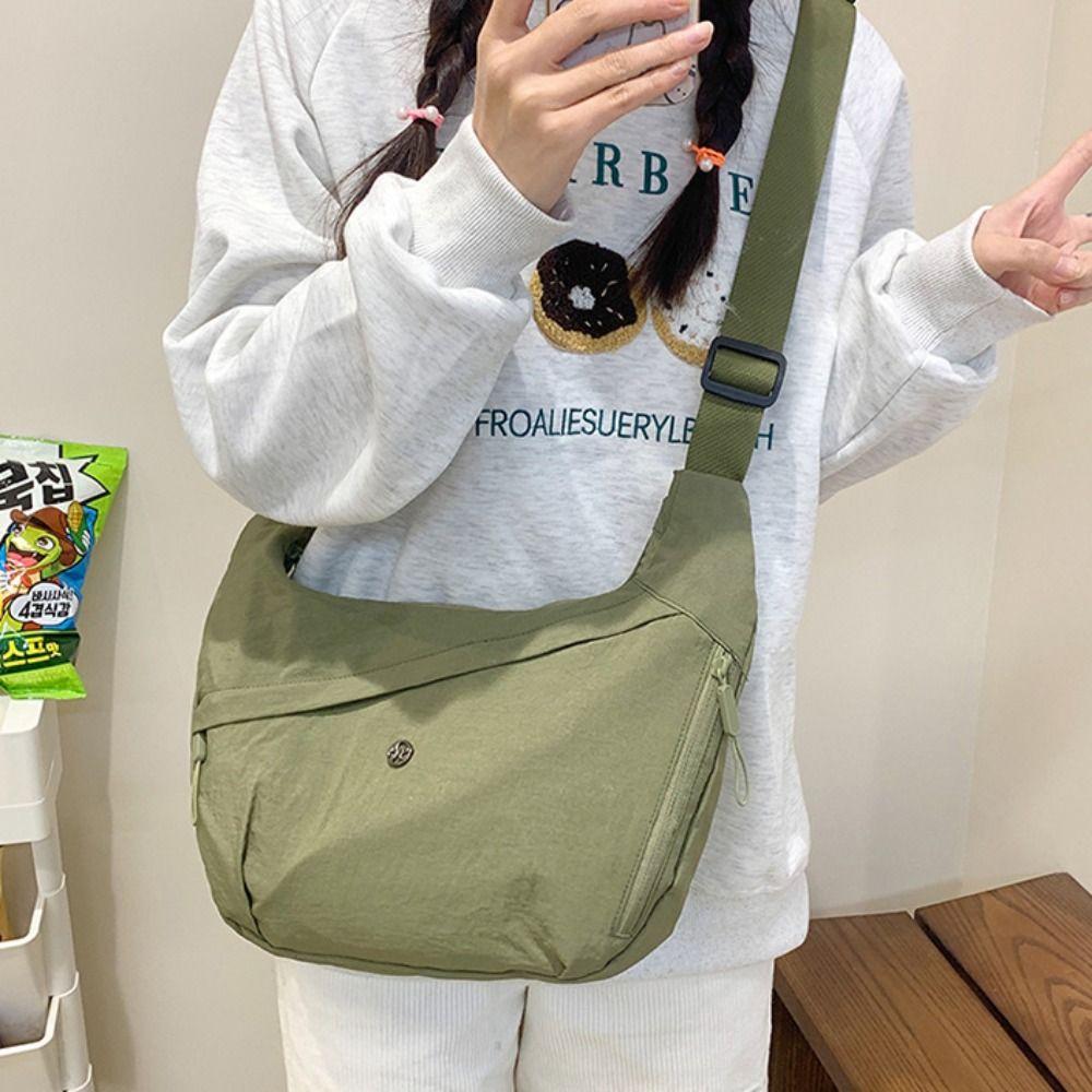 Large Capacity Nylon Crossbody Bag Korean Style Dumpling Bag Oxford Cloth Shoulder Bag  Travel