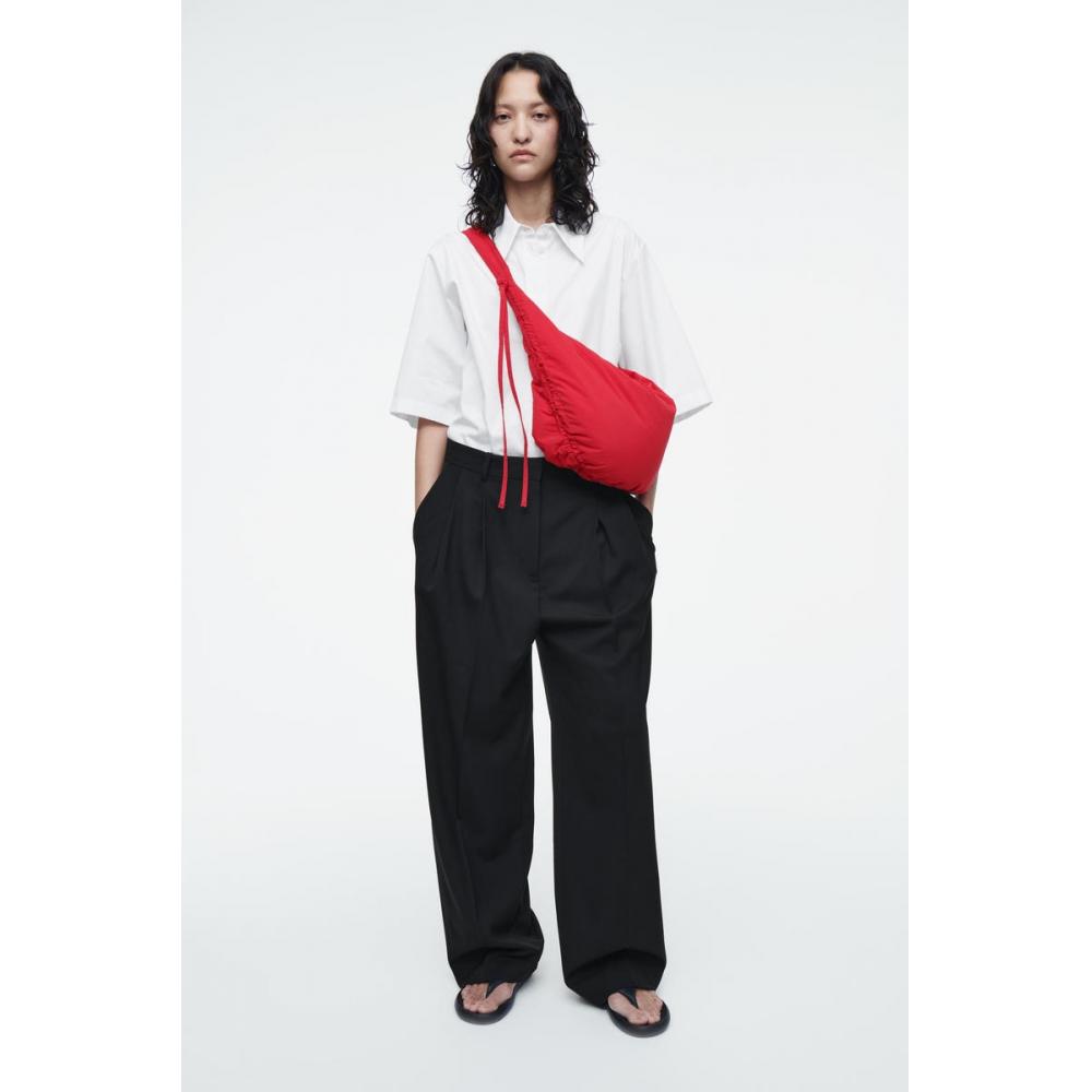

Cos Japan Canopy Mini Crossbody Bag Nylon red/NOSIZE