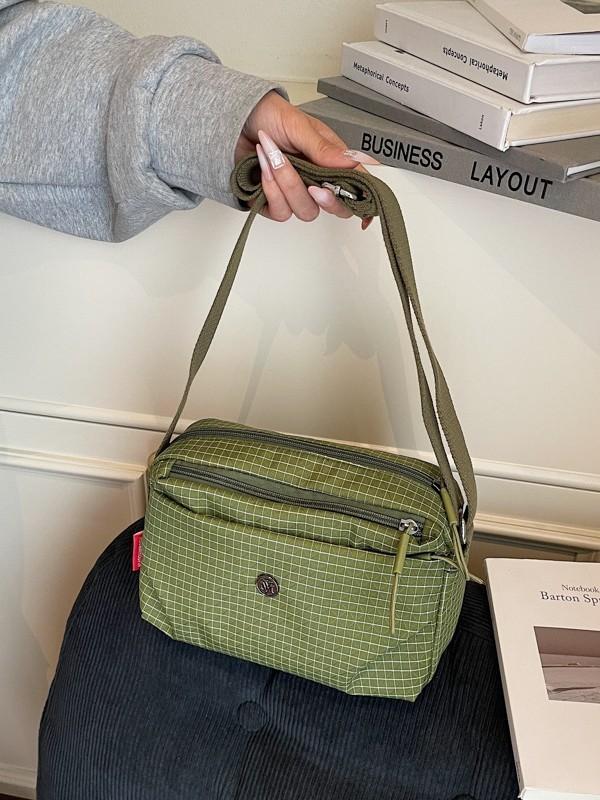 Minimalist Nylon Crossbody Bag With Zipper For Daily Casual Wear