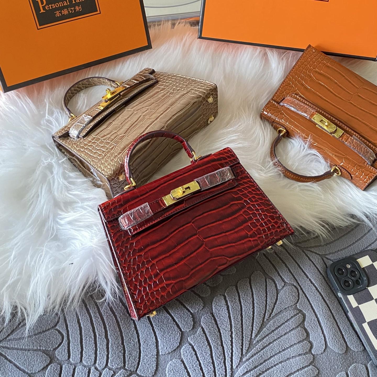 

Новая изысканная женская сумка-мессенджер, маленькая сумка, сумка с тиснением под крокодила, высококлассная мини-универсальная сумочка. 22cm