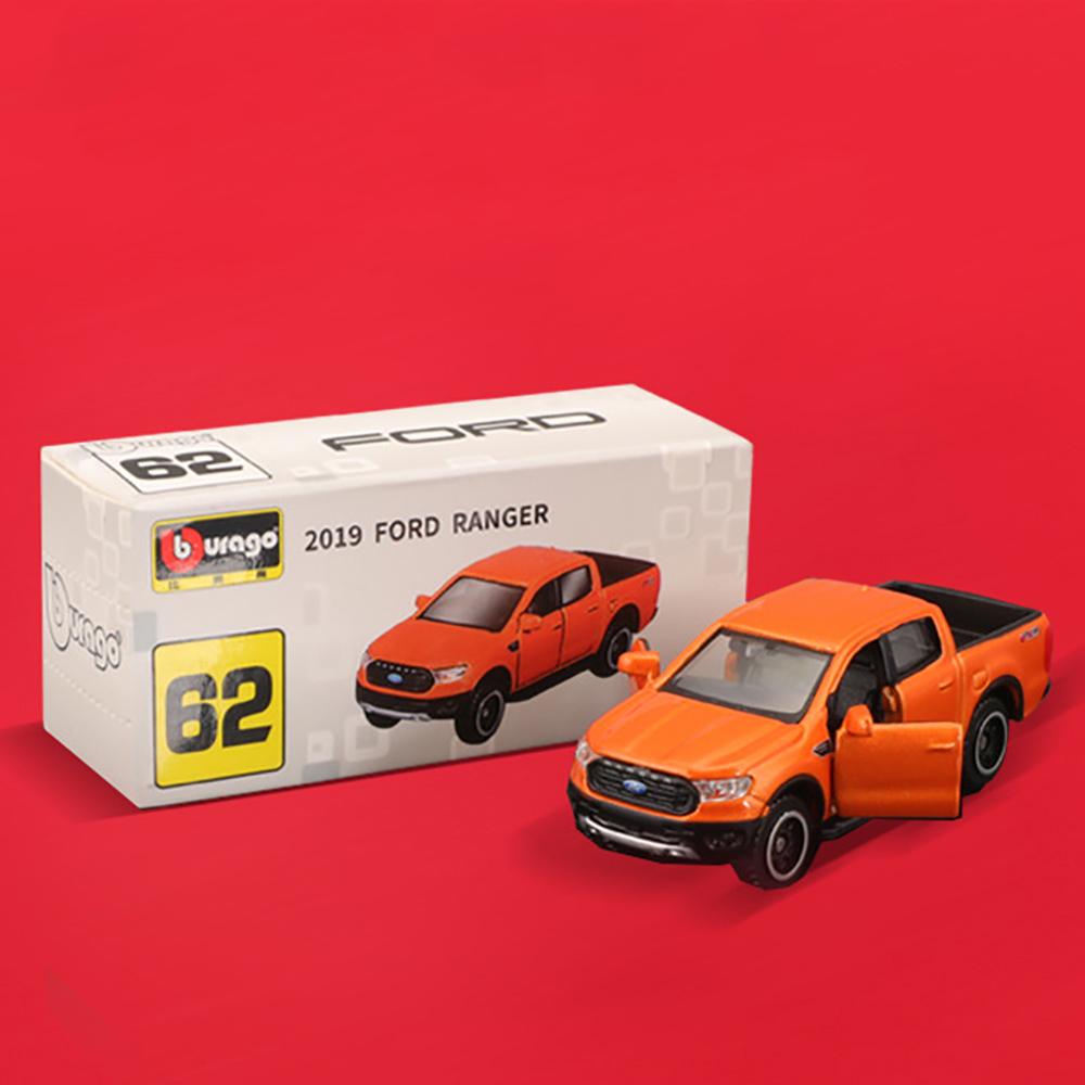 Multiple Model Small Collection Car Alloy Model Toy Gift Scene Decoration Classic and Exquisite