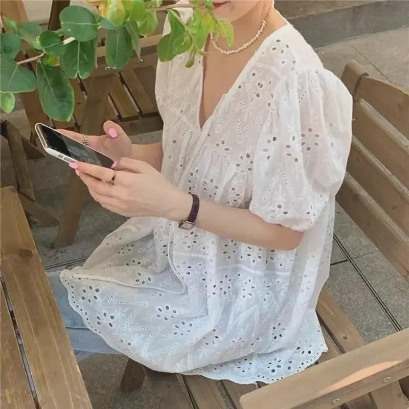 Women's French White Lace Short-Sleeve Puff Shirt - Summer 2025 Collection