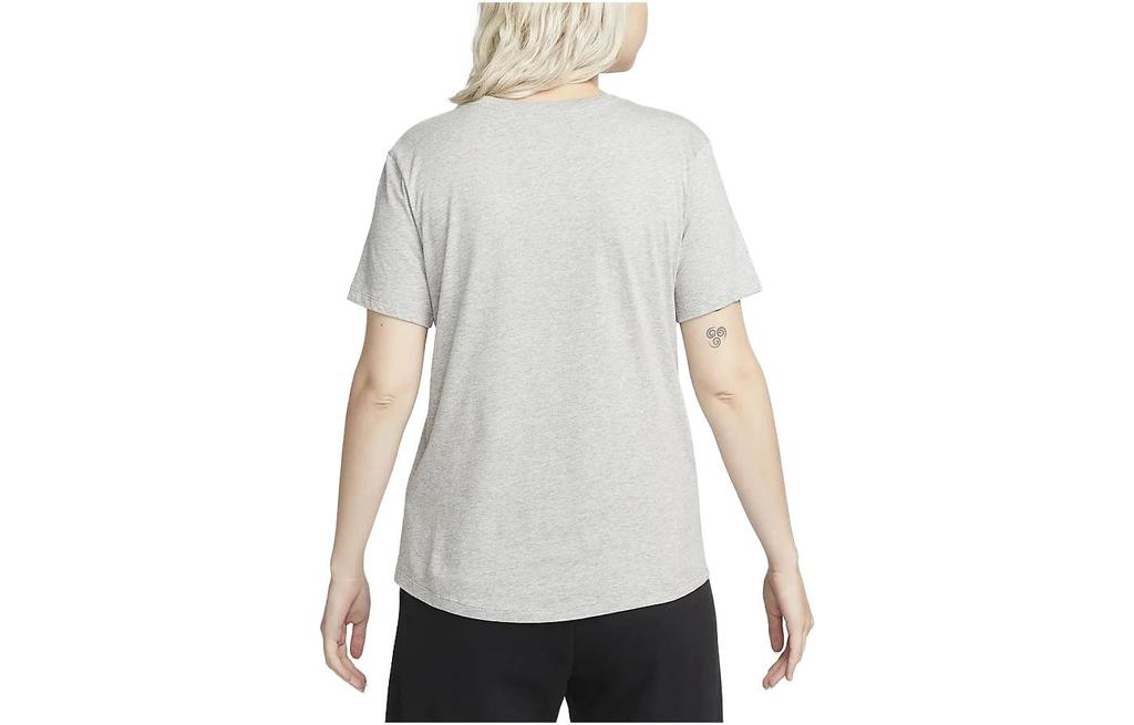 Nike Sportswear Essentials Women's Logo T Shirt DX7906-063