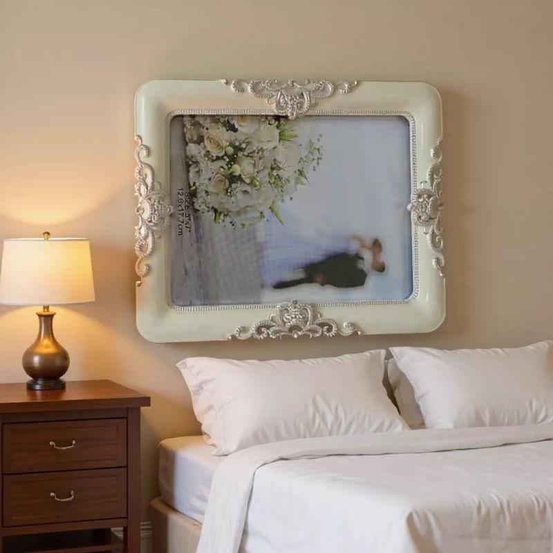 European Zinc Alloy Luxury Pearl Inlaid Photo Frame - Electroplated & Polished Carved Decoration.