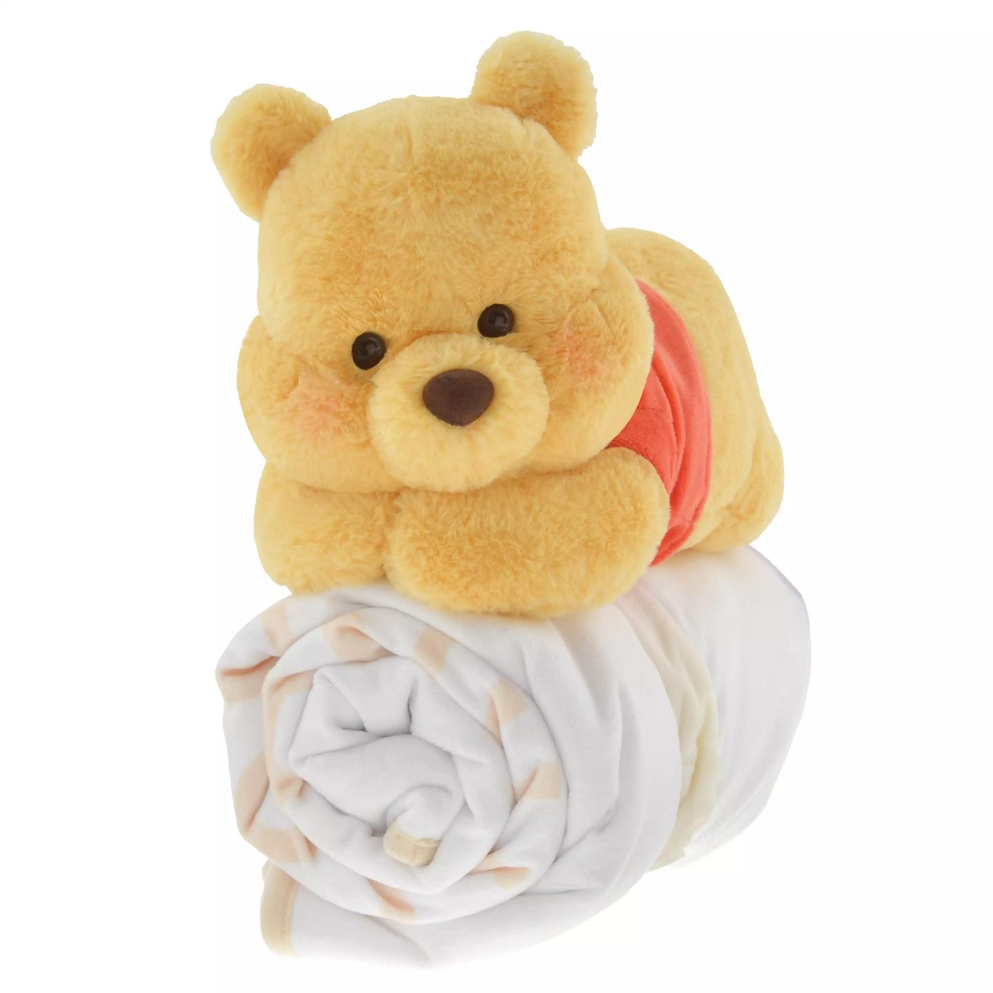 

Disney Pooh & Friends Blanket with Plush doll ( NUIGURUMI ) Japan NEW