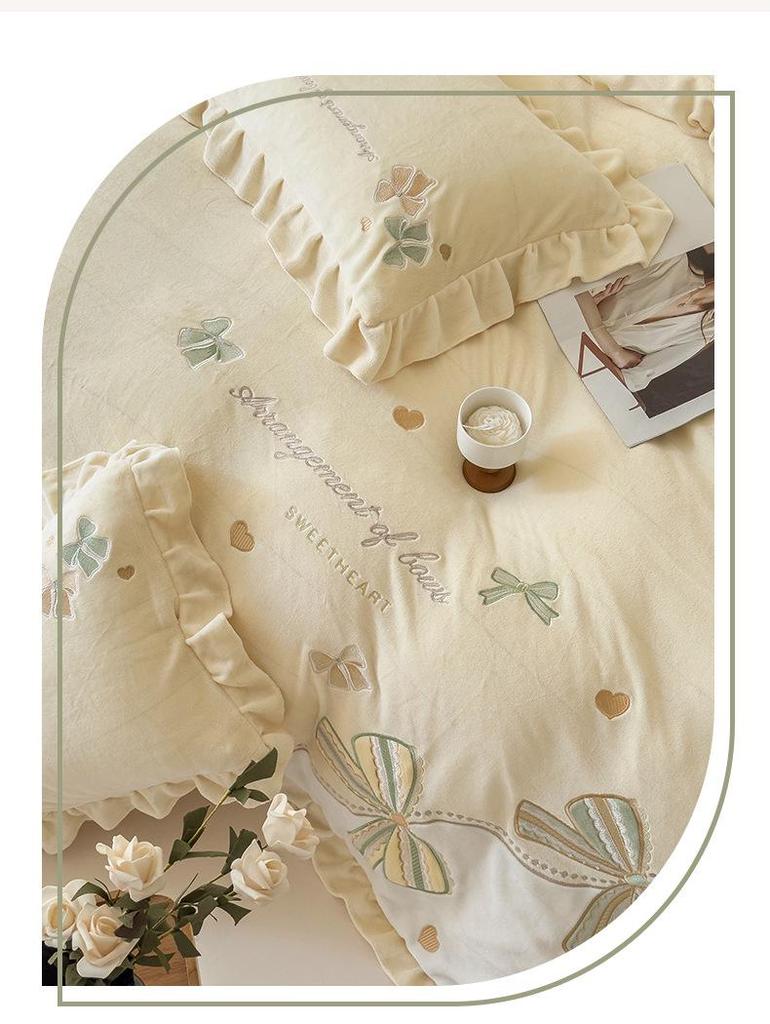 Set de lenjerie de pat gros, călduros, din catifea de lapte, dantelă și fleece de corali - Design confortabil antistatic pentru toamnă/iarnă