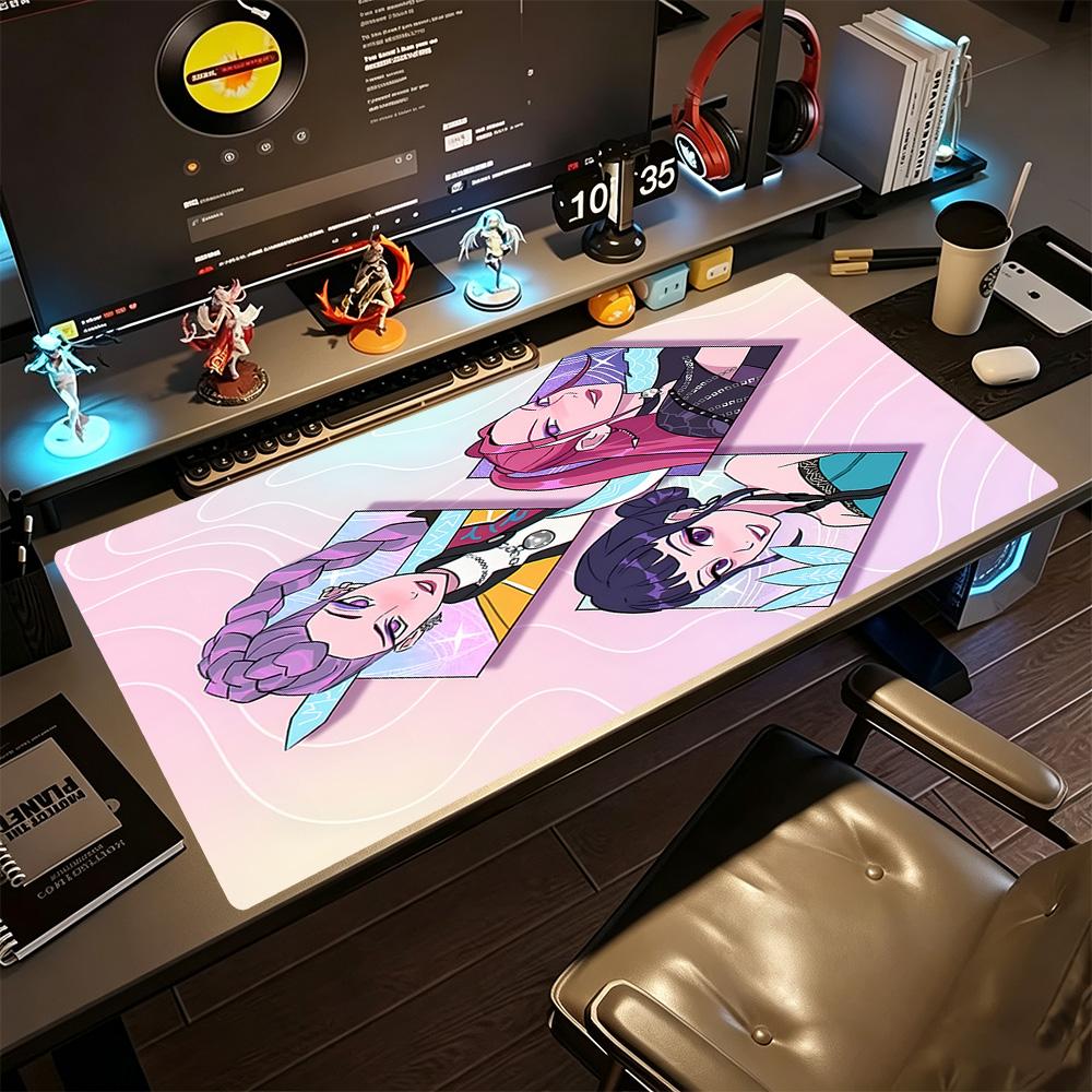 Urban kpop Large Mouse Pad Gamer Mousepad Desktop Mouse Pad Non-Slip Rubber Base Office and Gaming Desk Decoration