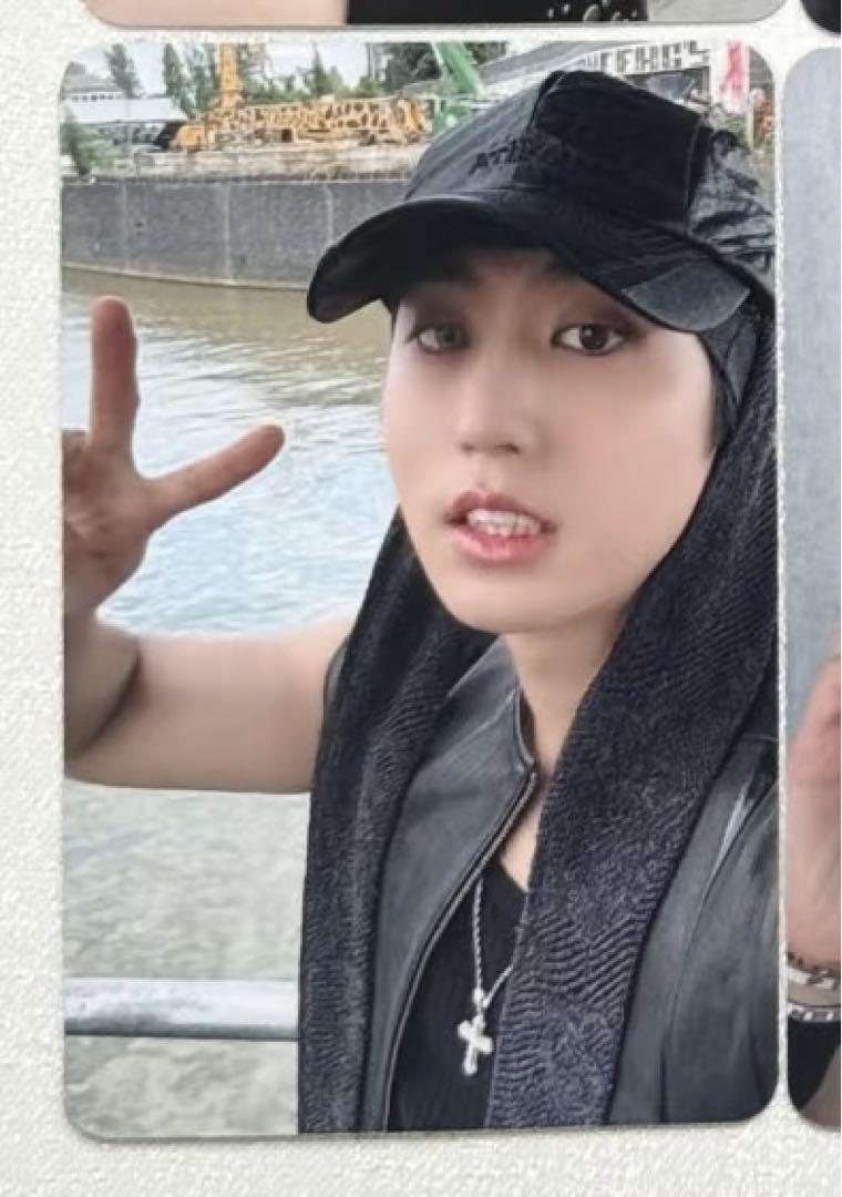 

[Б/У] Stray Kids Хан Джисон KARMA Лимитированная версия Торговая карточка