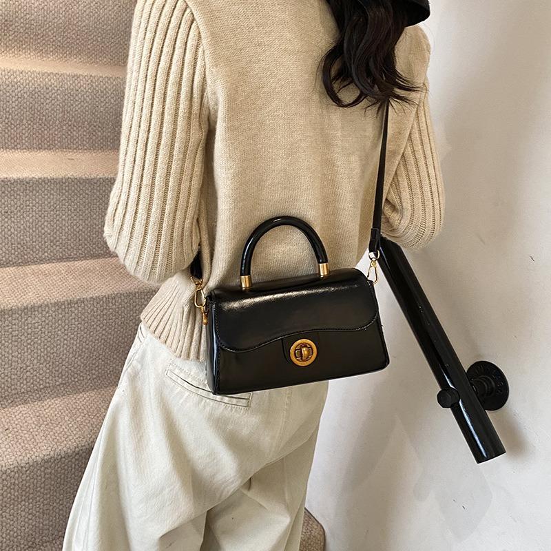 Premium Bag Women's New Autumn and Winter Retro Versatile Shoulder Messenger Bag Portable Small Square Bag