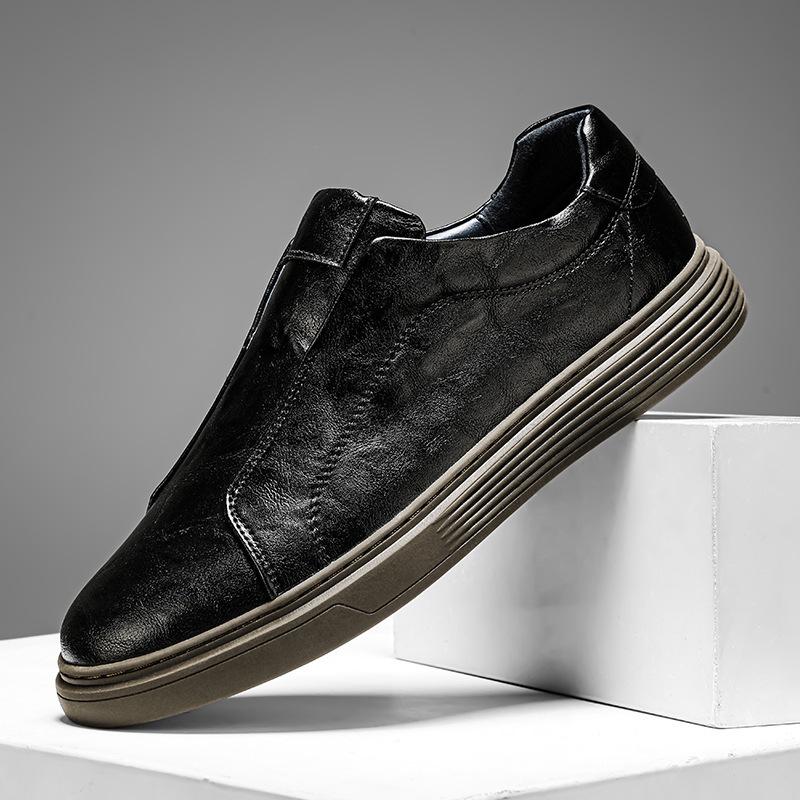 Men's Casual Slip-on Leather Loafers - British Style, Elastic Band, Versatile Youthful Design, White.