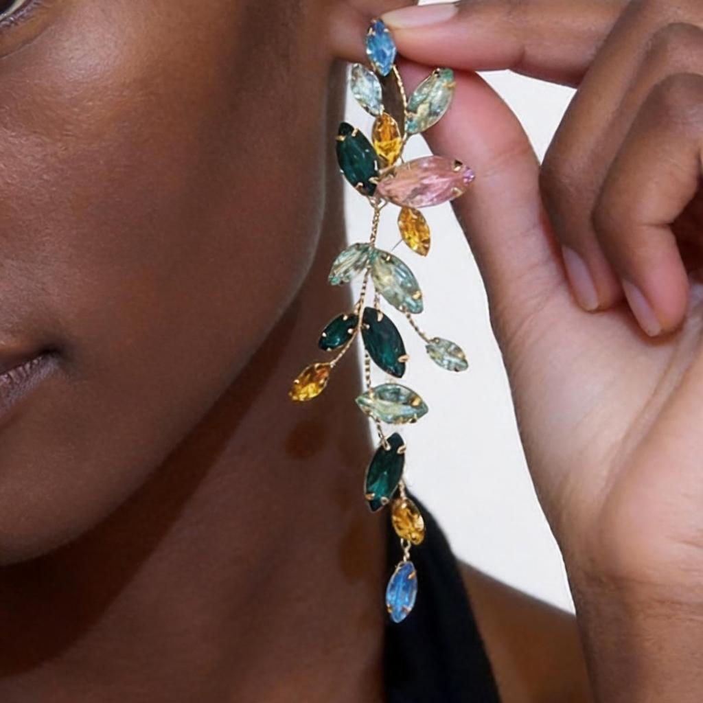High-End Rhinestone Leaf Tassel Earrings: Eye-Catching Pendant Accessories for Women, Perfect for Vacations and Parties