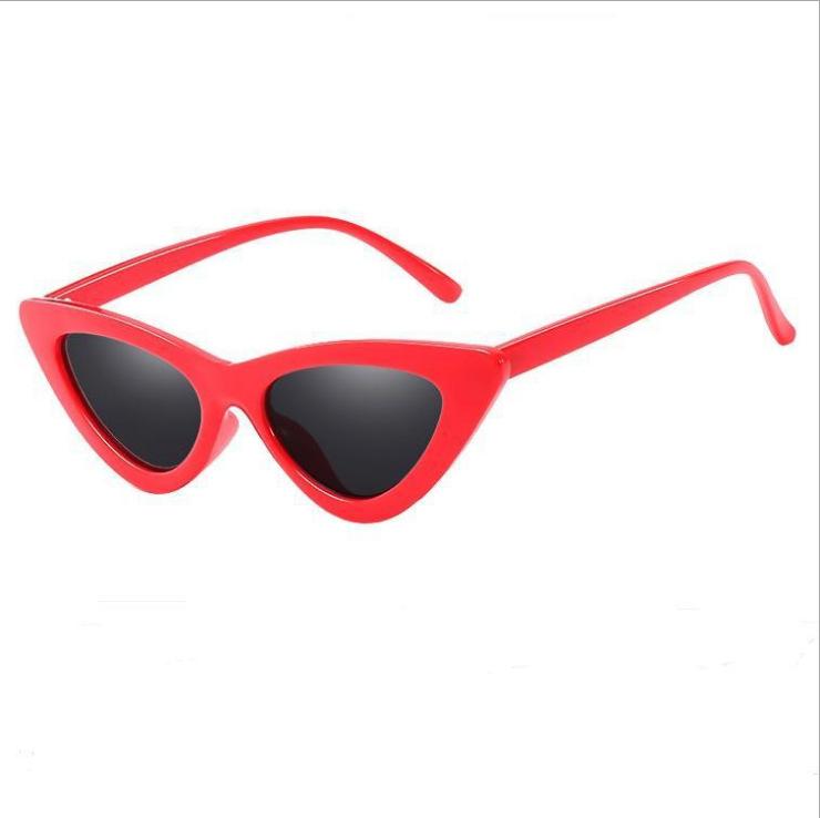 

New Retro Cat Eye SunglassesTriangle Frame Glasses Ladies Sexy Brand Designer Ladies Glasses EMA