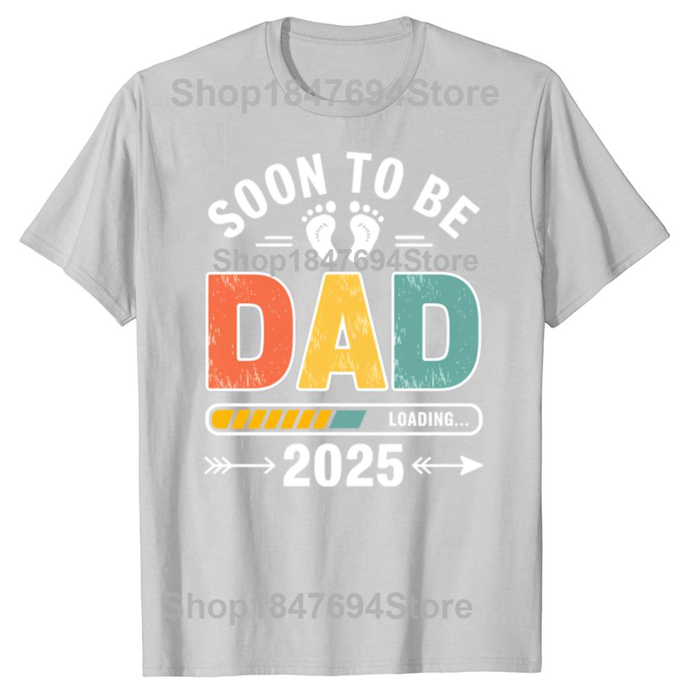 Blivande pappa Laddar 2025 Rolig Ny Pappa Design Bomulls T-shirts Herr Mode Casual T-shirt Lös Oversize Streetwear T-shirt