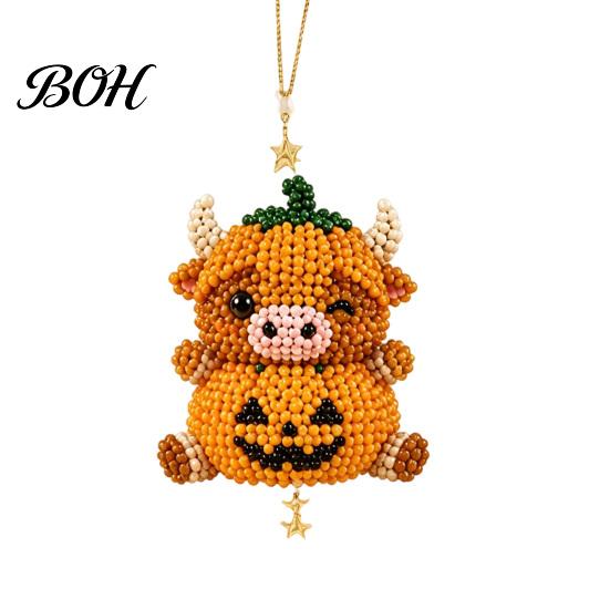 Stress Relief Craft DIY Highland Cow Beading Kit, Cute 3D Bead Pendant Handmade Ornaments with Colorful Beads And Instructions, Beadwork Kit