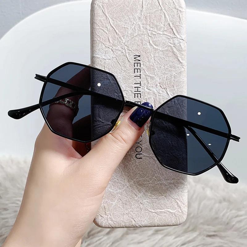 Personalized Multi Women's Sun Goggles New Fashionable Metal Polygonal Sunglasses Driving Travel Anti UV Sunshades Sunglasses