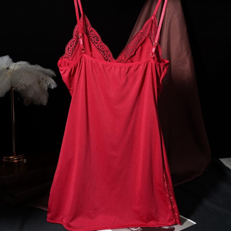 Dámské noční prádlo s krajkou Krajka a rozparek odhalující stehna Sexy noční košilka na ramínka s výstřihem do V