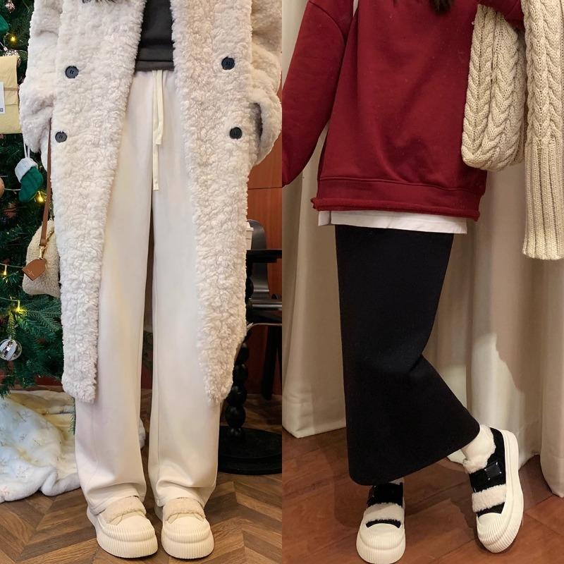 Thick-soled Fluffy Shoes Velcro Fleece Warm Casual Biscuit Shoes Women's Winter New Sports Shoes