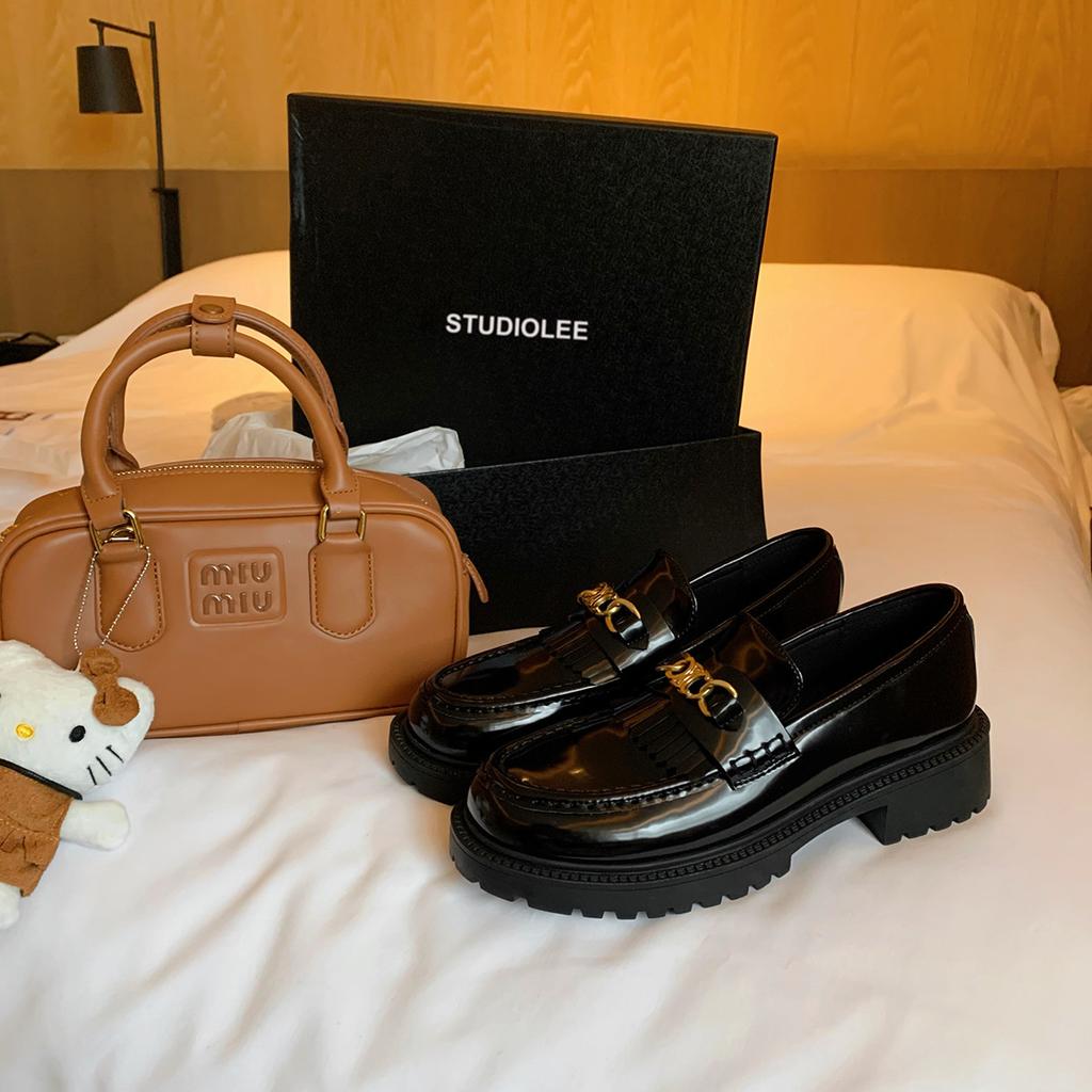 Grape Mother Has the Same Style, Spring British Style with One Pedal, Fringed Thick Heel Thick Sole Heightening Loafers, Black Small Leather Shoes.