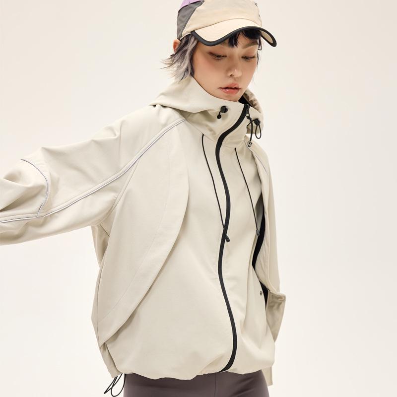 

Durable Water-Repellent Hooded Sports Jacket XL
