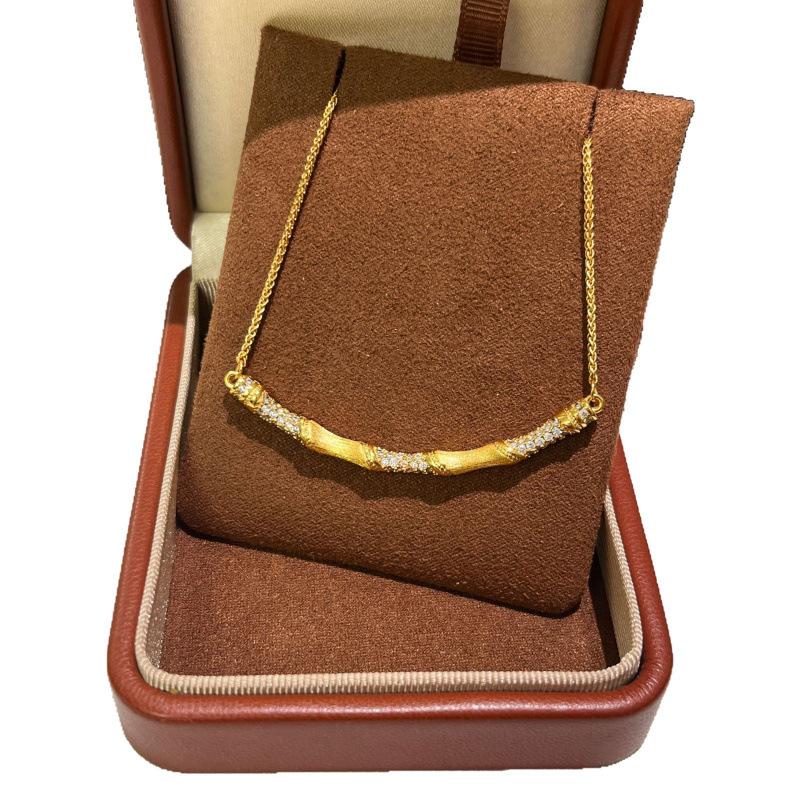 The Same Style Of Diamond Brushed Bamboo Necklace In The Gold Store Is A High-End High-End Retro Collarbone Chain