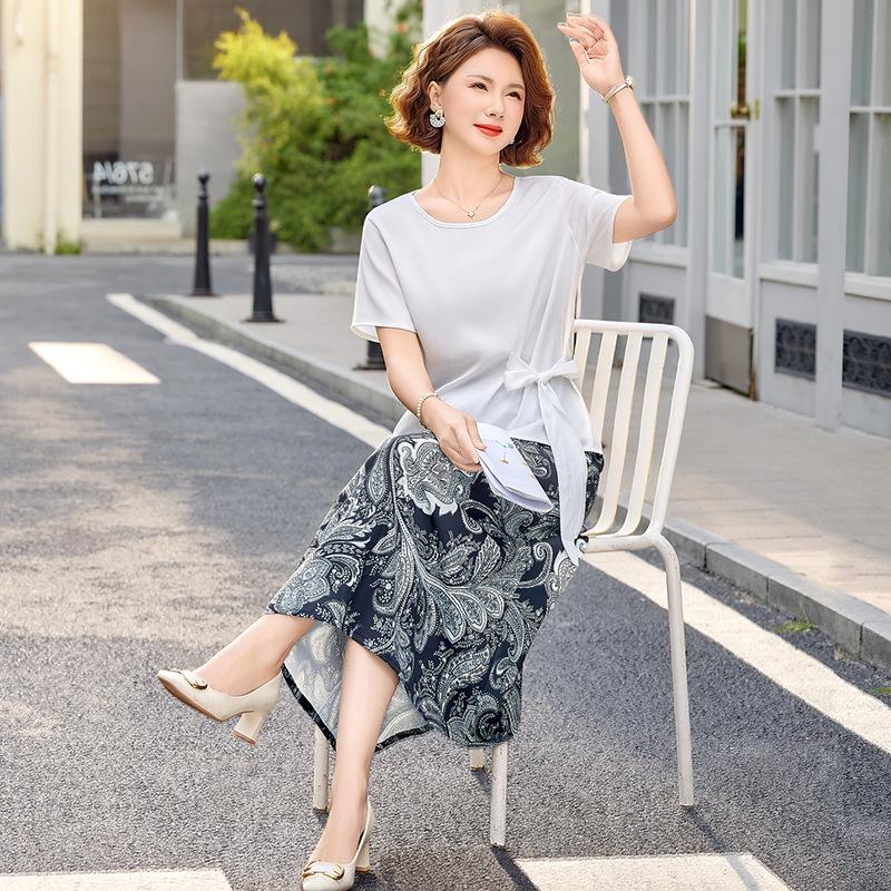 

Women s Spring/Summer Goddess Fashion Two-Piece Set: 3/4 Sleeve Top & Wide-Leg Pants 2XL [105-120 lbs]