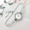 Hand bracelet watch Fashion Diamond Leaves Round Women's Watch Simple Dial Free Adjustment Bracelet Gift Watch Elegant Fashion Quartz Watch