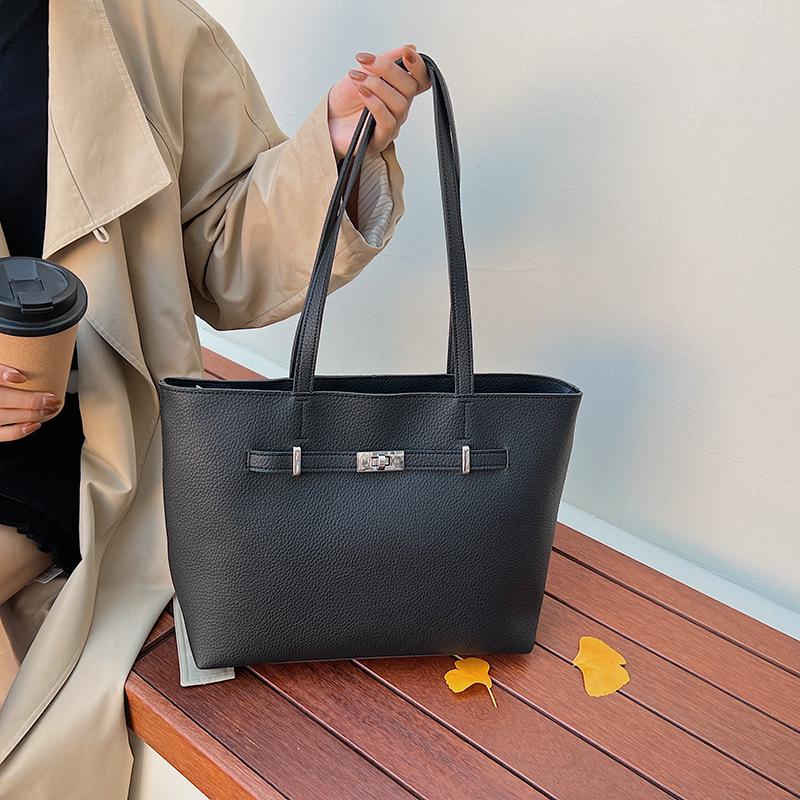 

New Elegant Minimalist Women s Versatile Tote Bag - High Capacity Commuter Handbag. чёрный