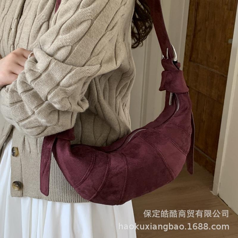 Niche Design Bag Women's Autumn and Winter 2025 New Fashion One Shoulder Crossbody Croissant Bag High-end Underarm Dumpling Bag