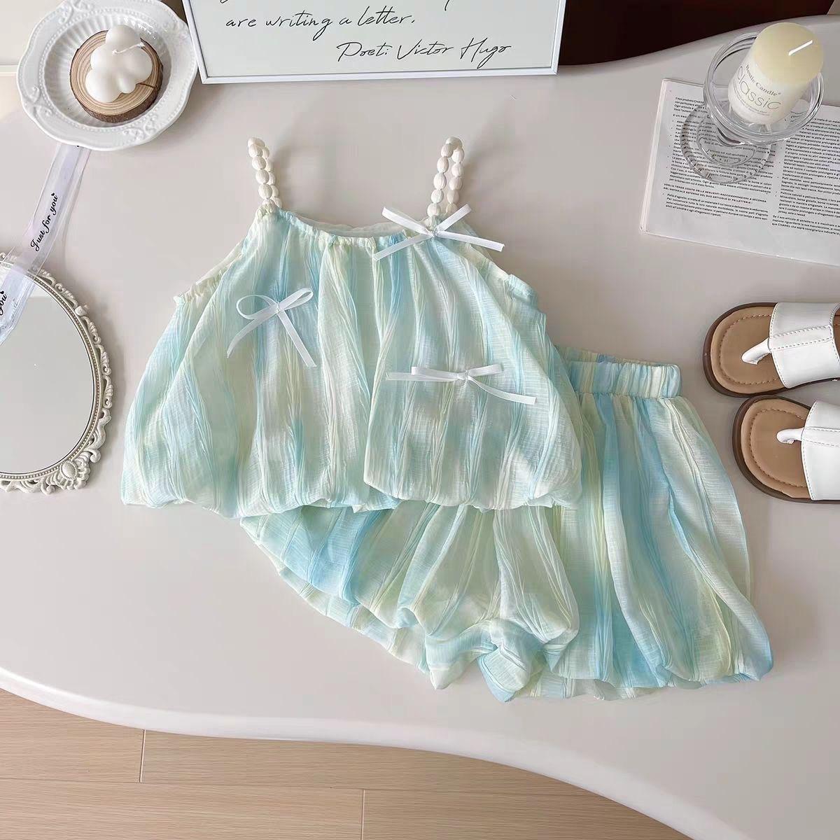 

Летний комплект одежды для корейских девочек Детские шорты и топ на подтяжках Комплект из двух предметов Лето 120 синий