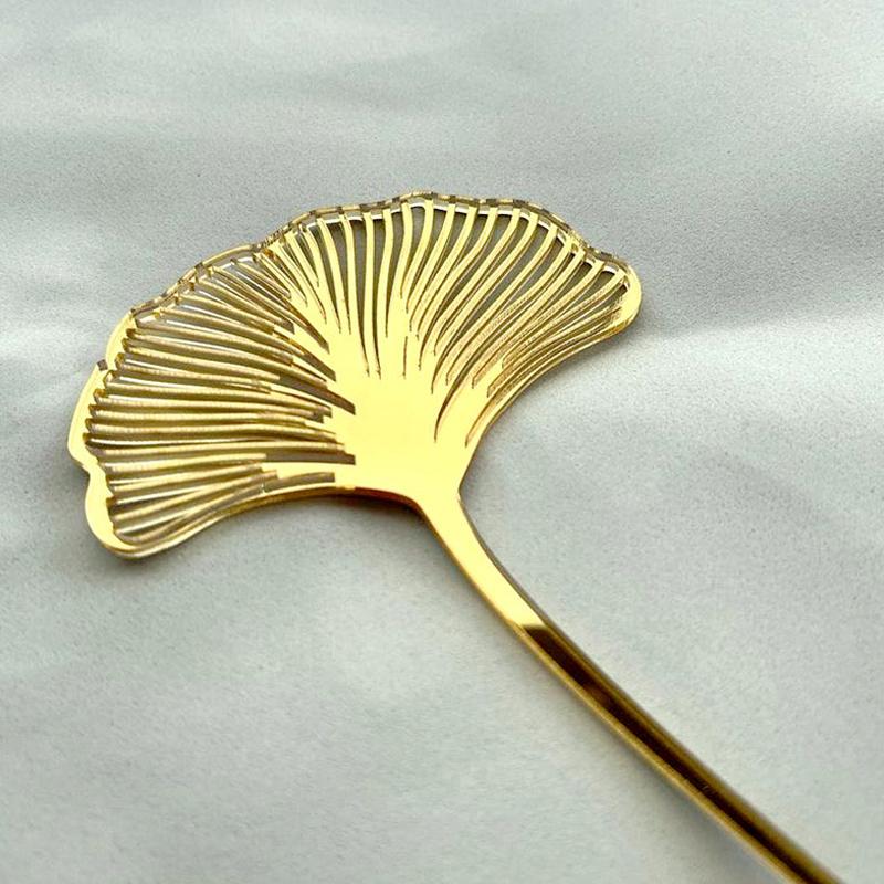 1 Stück Goldfarbenes Ginkgoblattförmiges Kuchen Geburtstagsdekorations-Plugin Partyzubehör