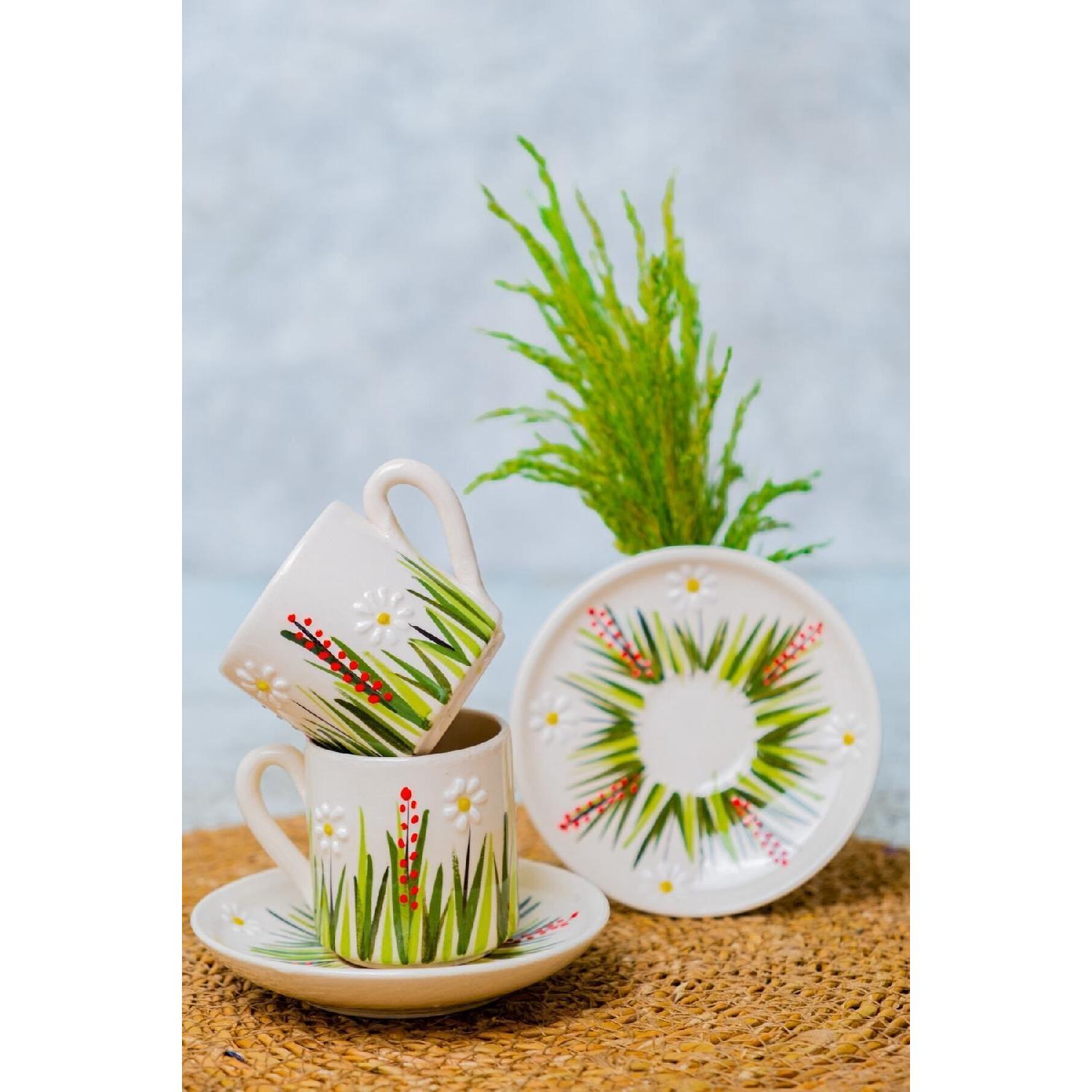 

Керамическая кофейная чашка ручной работы из 2 предметов White Daisy белый