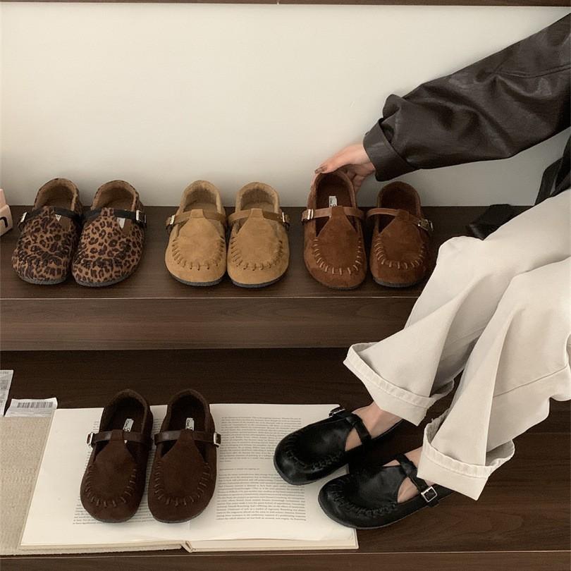 Retro square head Mary Jane shoes women's 2025 autumn new versatile soft sole suede low heel square head single shoes lazy shoes