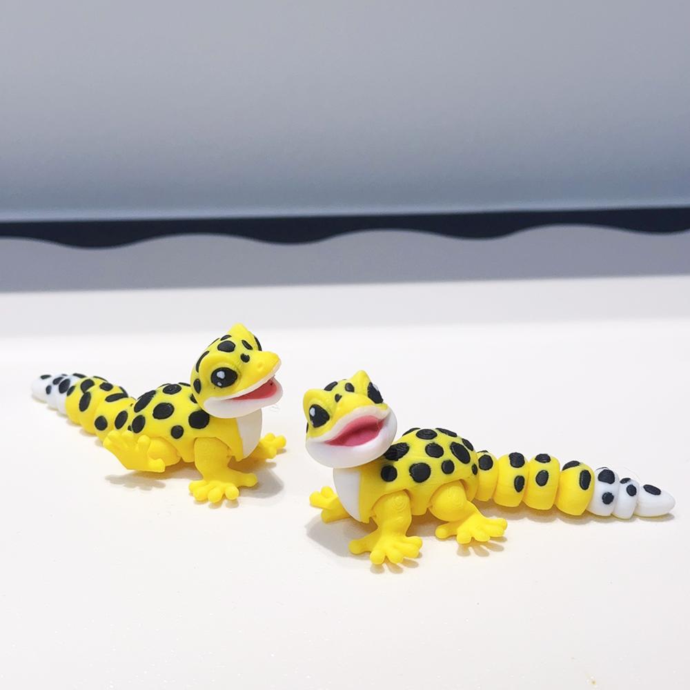 New 3D Printed Cute And Silly Gecko Model Plastic Ornament Cartoon Aquarium Aquascape Office Desktop Decoration Holiday Gift Toy